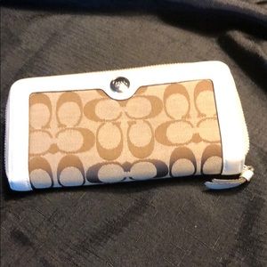 Coach wallet
